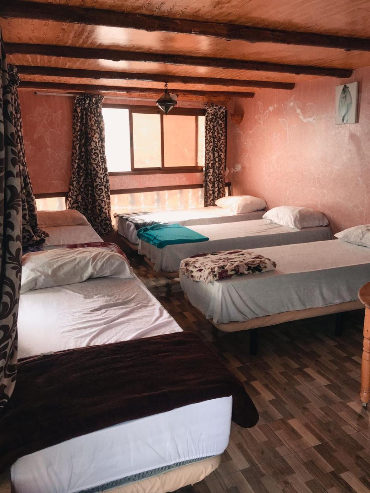 Tafoukt Surf Hostel Taghazout Esterno foto